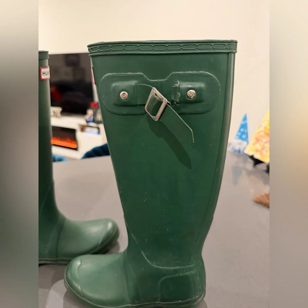 Hunter Original Tall Rainboot in‎ Green Size Womens 5 Mens 4